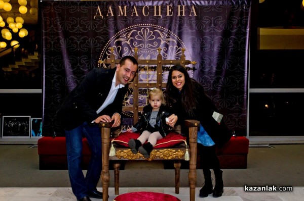 Силна премиера на филма „Дамасцена“ изправи на крака 500 зрители снощи