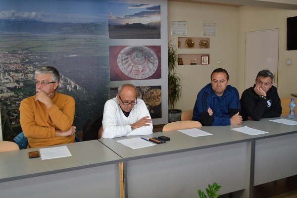 Общинският щаб за защита при бедствия обсъди готовността за зимата