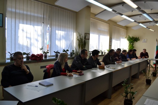 Общинският щаб за защита при бедствия обсъди готовността за зимата