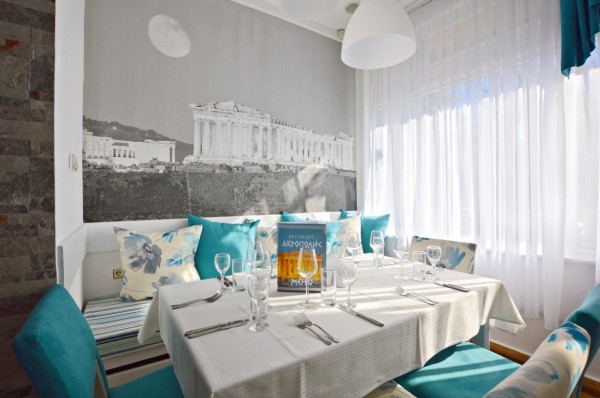 Отвори врати новият гръцки Ресторант АКРОПОЛИС