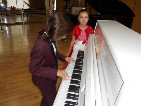 Блестящ успех за ученици на Елена Юлиянова на конкурса в Пловдив