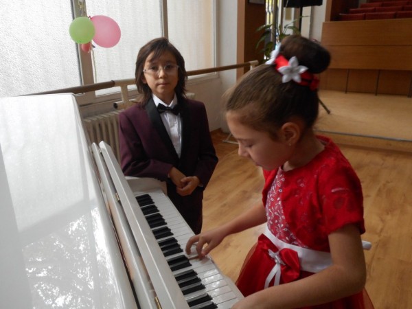 Блестящ успех за ученици на Елена Юлиянова на конкурса в Пловдив