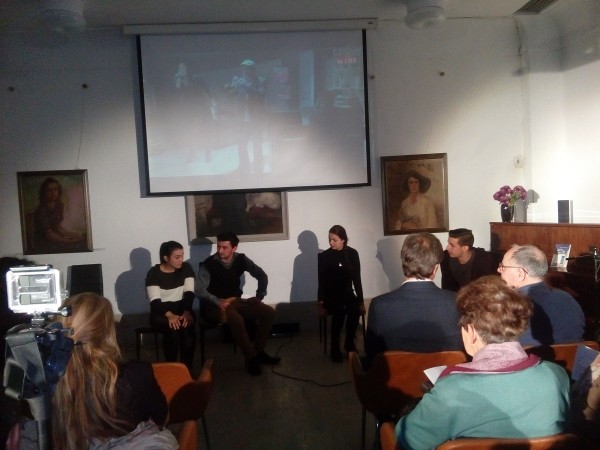 Топла премиера на стихосбирката „Дом на вятъра“ в Казанлък