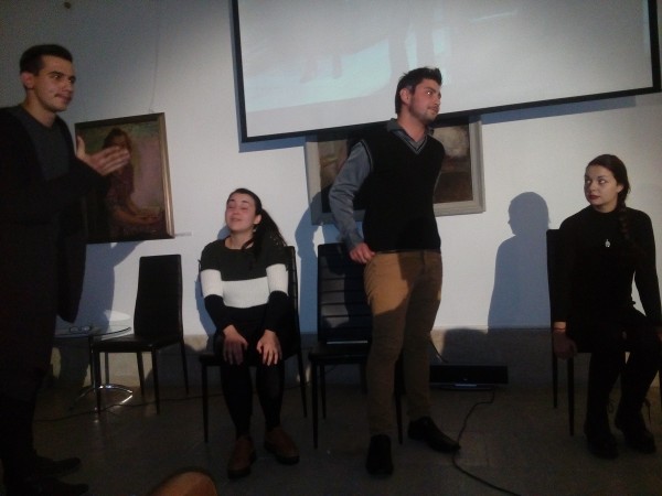 Топла премиера на стихосбирката „Дом на вятъра“ в Казанлък