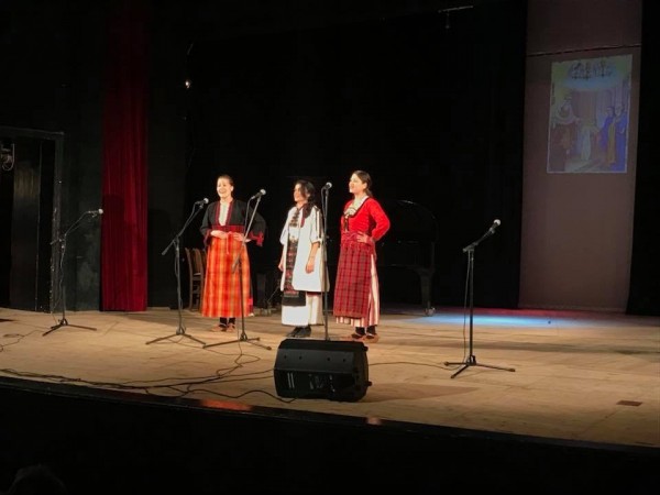 Митрополит Киприан бе гост на НЧ  “Искра“ в Деня на християнското семейство