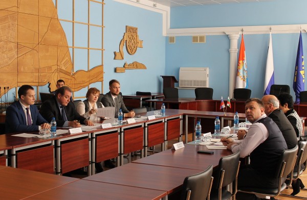 Задълбочаване на сътрудничеството между Казанлък и Толияти