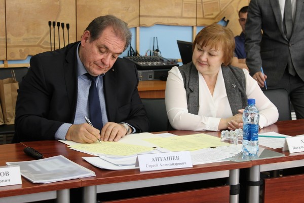 Задълбочаване на сътрудничеството между Казанлък и Толияти