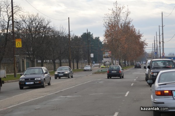 Започва асфалтиране на пътя  пред “Арсенал“