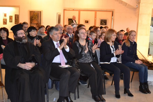 Аплодисменти на крака за „Миса Криола“ на фестивала „Петко Стайнов“