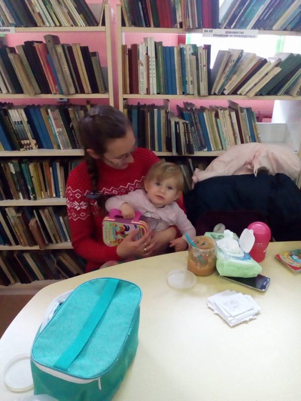“Библиотека на бебетата“ - ново начинание на ОБ “Искра“