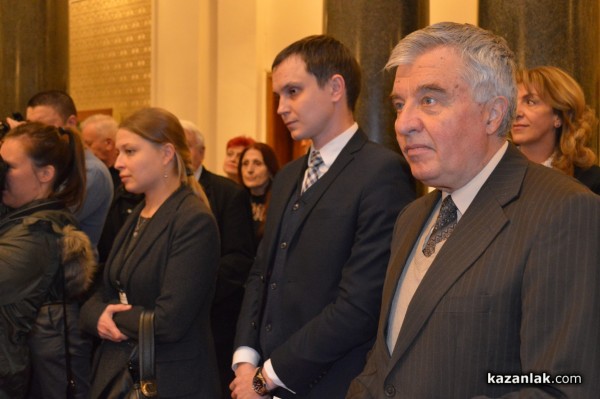 Община Казанлък и НД „Русофили“ откриха изложба в Парламента по случай 140 г. от Освобождението