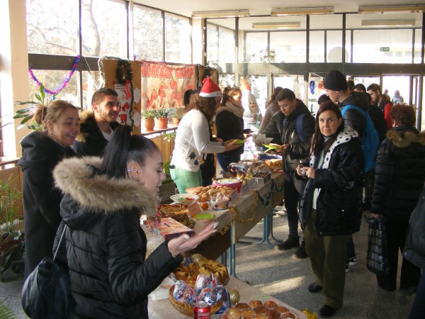Предколедно в ПГТТМ град Казанлък 