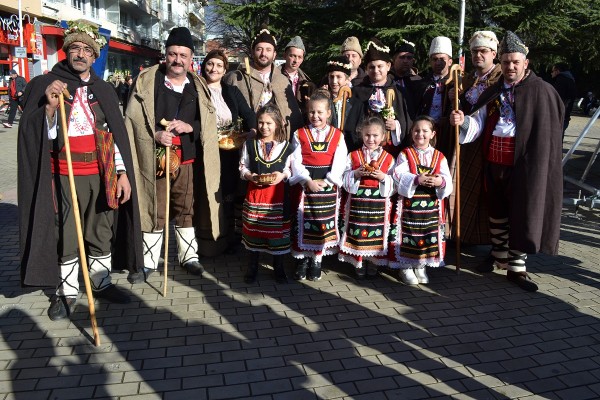 Коледарска благословия за Казанлък