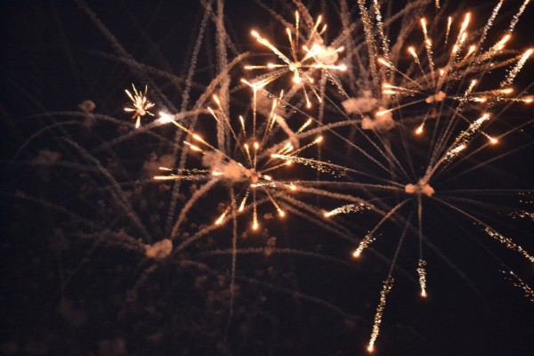 За първи път историческа възстановка – спектакъл „От война към мир“