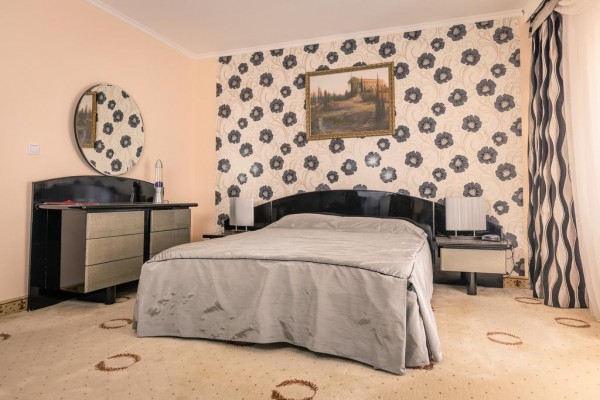 Хотел “ПАЛАС“ стана първият 4-звезден хотел в Казанлък