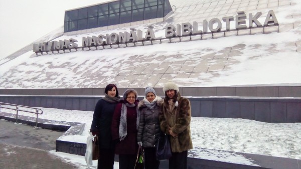 Практически обучения по дигитални умения за МСП  в Регионалната библиотека в Стара Загора