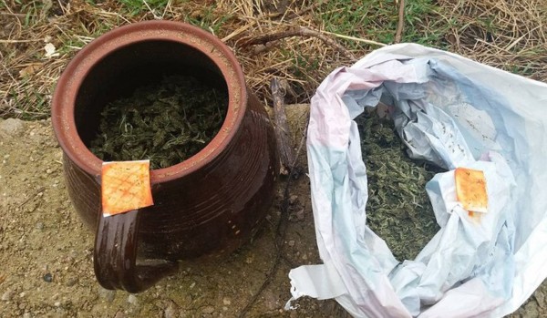 Обвинения за десетима след спецакцията вчера