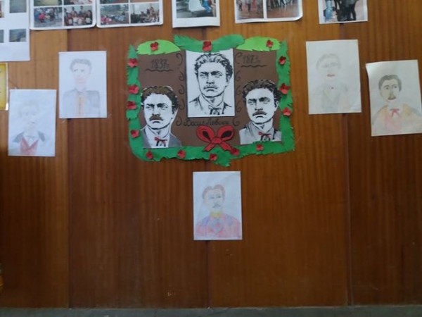 Енинските малчугани почетоха паметта на Апостола с богата програма