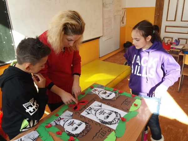 Енинските малчугани почетоха паметта на Апостола с богата програма