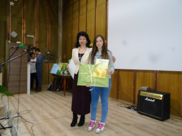 И школа “Живопис“ с награди от конкурса „Наследници на Дечко Узунов”