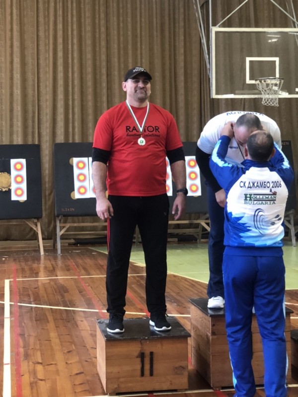 Стрелците от СК “Раптор Арчери“ с 3 медала от национален турнир