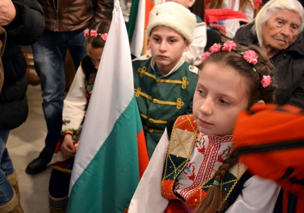 Отличени в националния конкурс – рецитал „С обич към България“ и още 8 специални награди