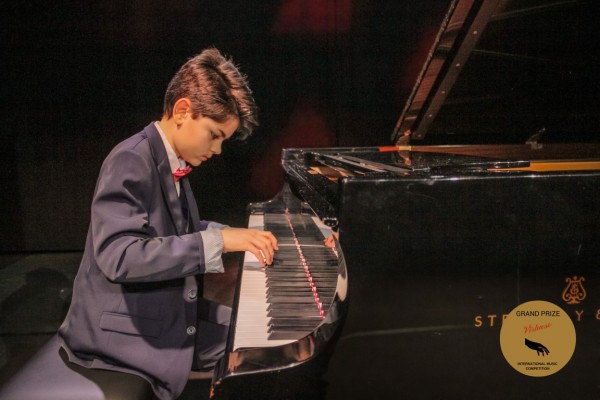 Нов блестящ успех за учениците от клавирния клас на Елена Юлиянова