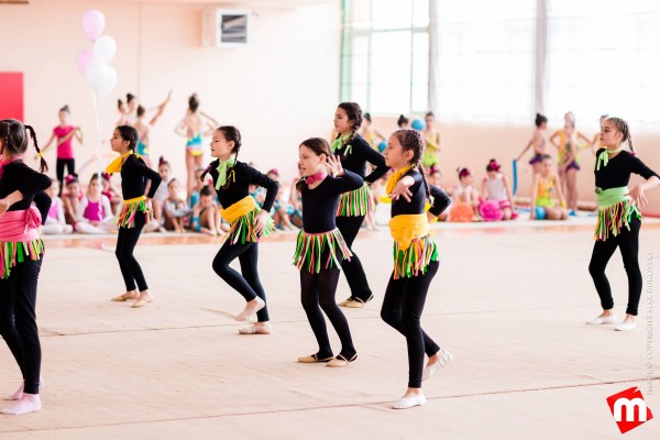 Казанлъшкият клуб по художествена гимнастика стана на 7 години