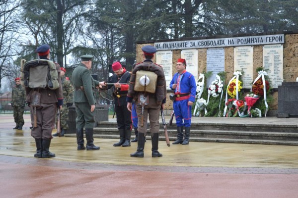 В Казанлък бяха почетени героите на Одринската епопея