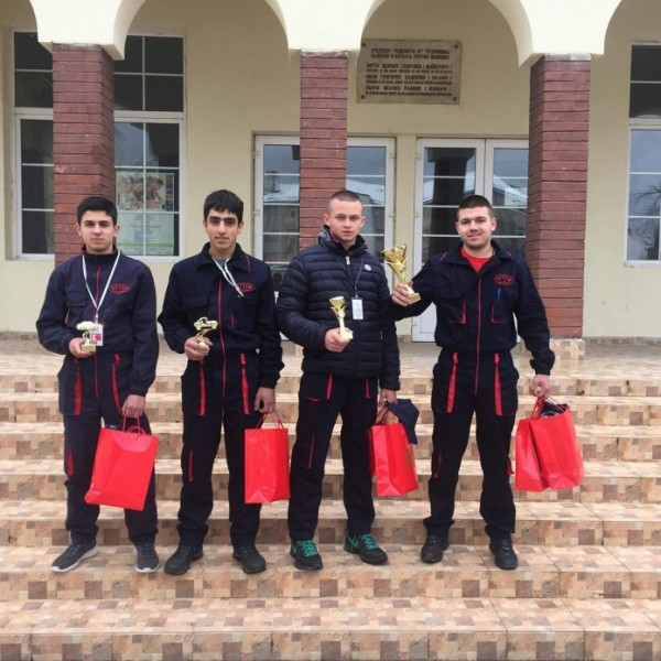 Ученици от Професионалната гимназия по транспорт на второ място в регионално състезание