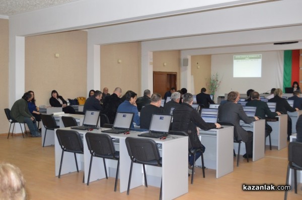 Децата в община Казанлък вече ще могат да се записват в детските градини и по електронен път