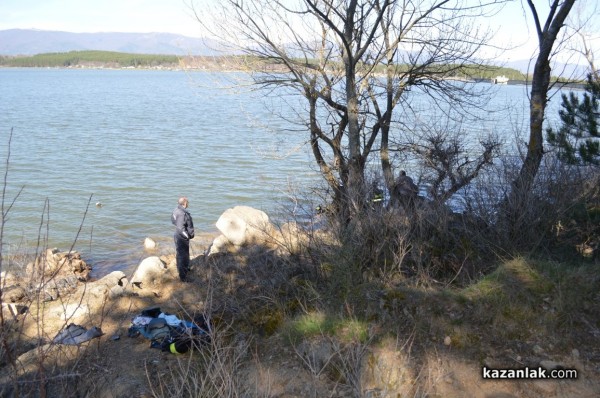 Прекратяват издирването на удавеното момче до утре сутринта