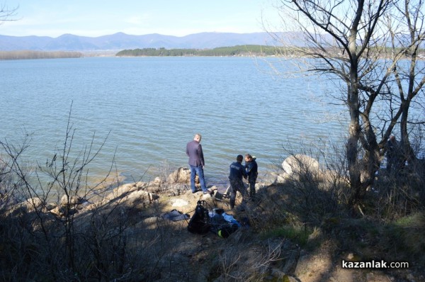Прекратяват издирването на удавеното момче до утре сутринта