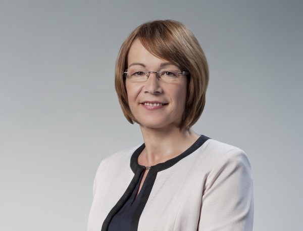 Поздрав от кмета Галина Стоянова до лекарите и медицинските специалисти в община Казанлък / Новини от Казанлък