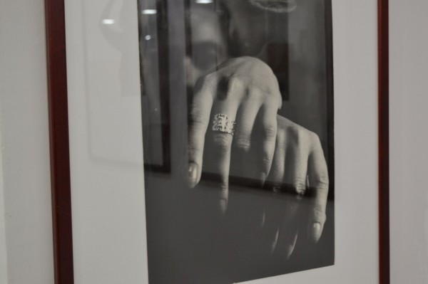 Царица Роза 2017 Цветелина Илиева подари на казанлъчани първата си самостоятелна изложб