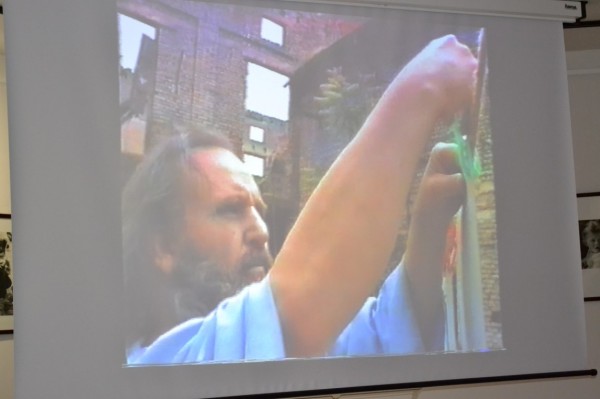 Царица Роза 2017 Цветелина Илиева подари на казанлъчани първата си самостоятелна изложб