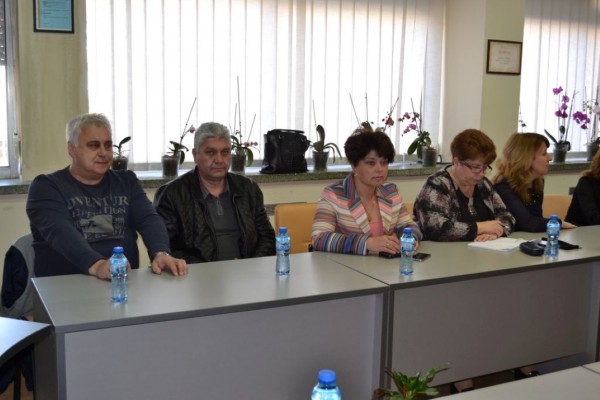 Заедно да решаваме проблемите в сферата на образованието