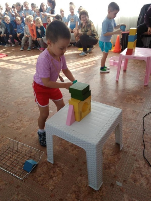 Палавниците от „Юрий Гагарин“ празнуват своя празник