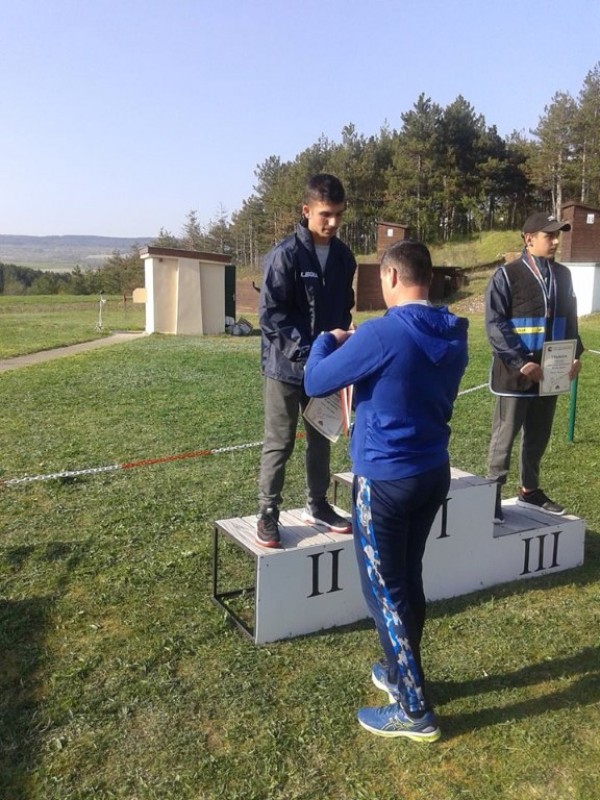 Отборно злато от първото си състезание завоюваха младежи от „Балиста“