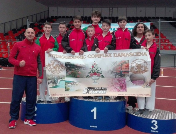 Медали и победи за таекуондистите от „Кентавър“ и „Таекуондо Екстрийм“