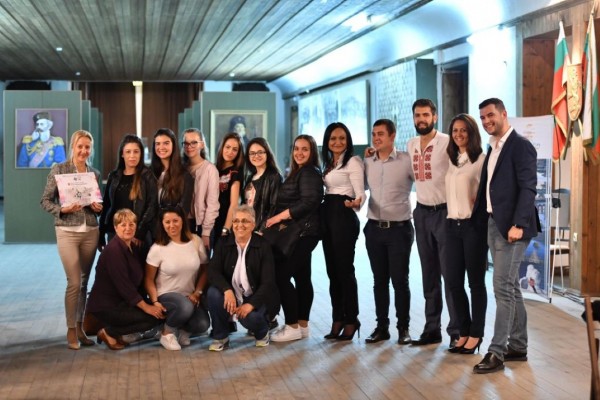 GRAND PRIX за Община Казанлък от Международния Тур Филм Фест