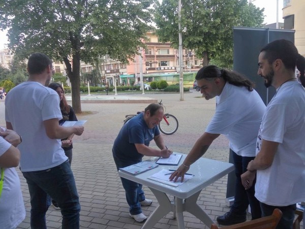 1160 казанлъчани се подписаха срещу приемането на еврото