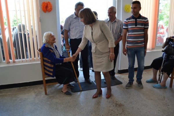 Пенсионерският клуб на Овощник отвори врати