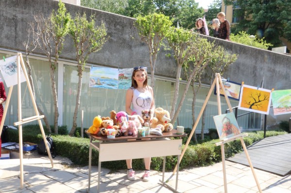 Благотворителен базар. Да подарим надежда