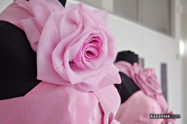 Царица Роза 2018 ще носи рокля на Мариела Гемишева