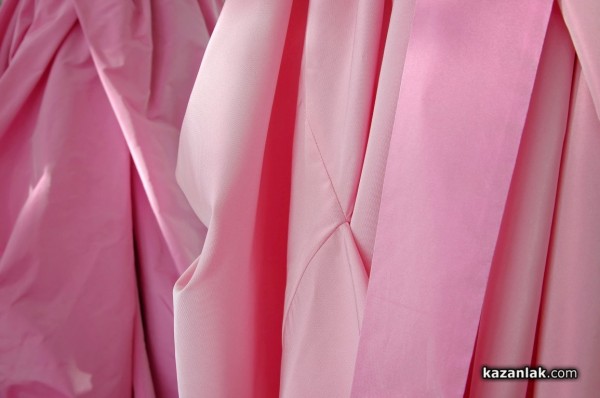 Царица Роза 2018 ще носи рокля на Мариела Гемишева