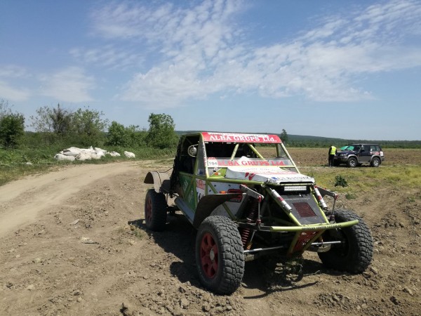 Дончо Цанев от “Дамасцена-Алба“ АСК е първи на юбилейното “Черно море офроуд рали“
