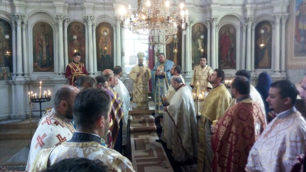 Митрополит Киприан отслужи литургия в Мъглиж