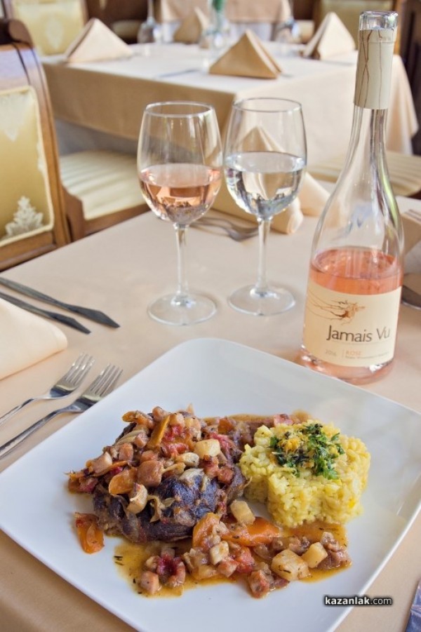 Пролетно, неустоимо, препоръчано с Розе - новото меню на ресторант “Еделвайс“