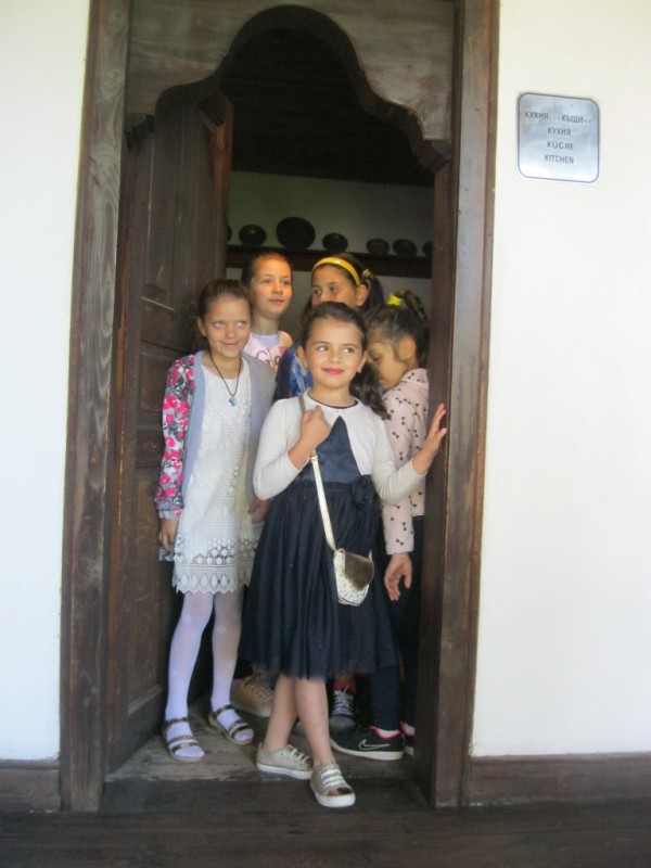 Арт линия и ИМ “Искра“ с нов съвместен проект